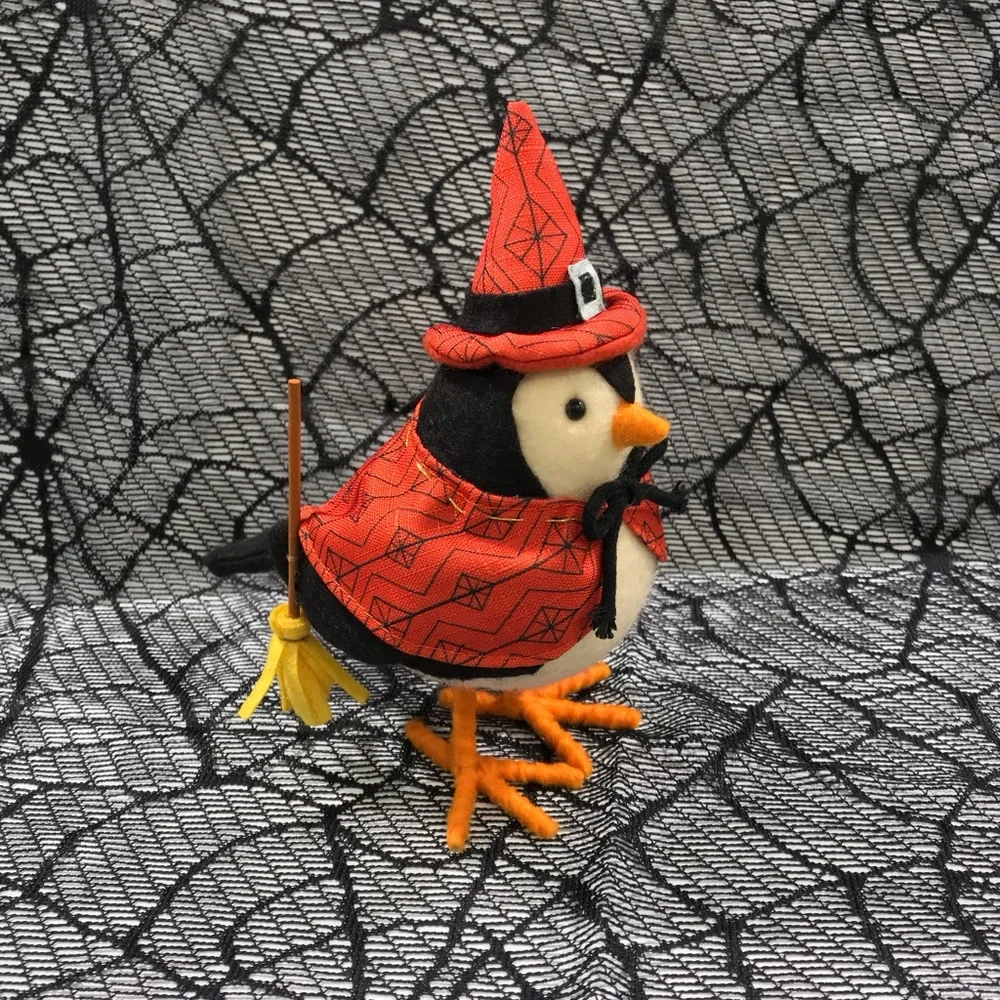 Target 2018 BREWSTER WITCH Hyde and Eek Halloween Bird